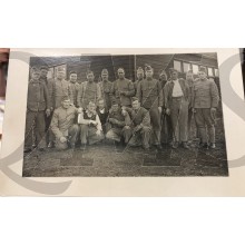 Foto infanteristen voor de barakken 1936