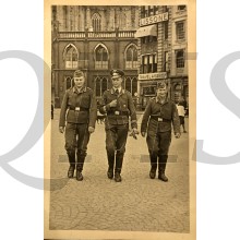 Photo 3 luftwaffe soldiers in France 