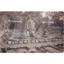 AnsichtsKarte (Mil. Postcard) 1915 massengrab