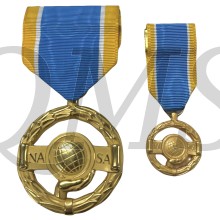 NASA Exceptional Public Service Medal and miniature 