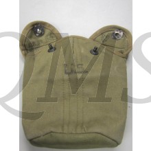 Veldfles US ArmyBM  no 5 met mok en hoes M1936 (Canteen US Army BM with cup and cover)
