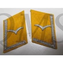 Luftwaffe collar tabs Unterfeldwebel