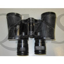 vision has little spots, adjusting focus works, minor chipping of paint, user marks all over needs little TLC   Left : Binoculars M9 6 x 30 No 05875   Right Universal Camera Corp. New York U.S.A. 1942 W.B.P.