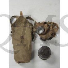 Military T35 gasmask made by Pirelli