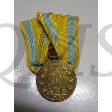Sachsen Königreich " Friedrich August Medaille in Bronze " mit Bandstück 1. WK