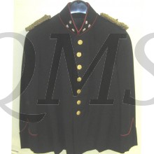 Tuniek met broek gekleed tenue Kapitein der Infanterie 1912-1940 (Dress tunic with trousers Captain Infantry 1912-1940) 
