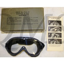 US M1944 GOGGLES IN BOX WITH SPARE LENSES