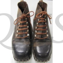 Gebirgsjager schuhe Schweiz WK2 (Mountaintroops boots WW2 Switserland)