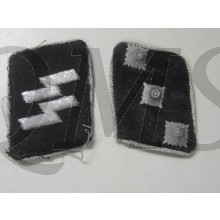 Sturmführer ([ˈʃtʊʁm.fyːʀɐ], "storm leader") 