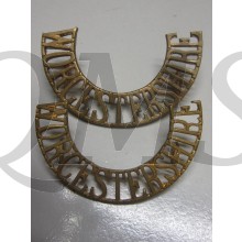 Shoulder titles Worcestershire Regt. (brass)