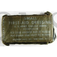 Small first aid dressing Carlisle (green)