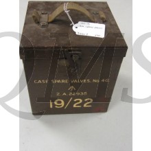 Kist No 1 lampen WS 19 (Case No 1 Spare Valves WS19)