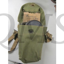 Gasmasker met tas Light Service  M1943 (Gasmask with Carrier M1943 Light Service respirator)