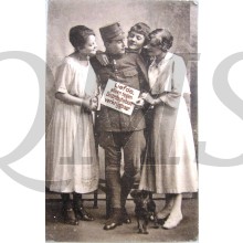 Prent Briefkaart mobilisatie 1914 Liefde alleen tegen Distributiebon verkrijgbaar