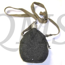 WW2 Italian canteen with cover and carrying strap (Italiaanse veldfles met draagriem WW2)