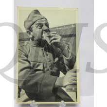 Prent briefkaart mobilisatie 1940 etende soldaat