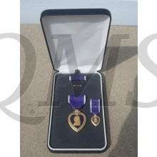 boxed purple hart with miniature and ribbons