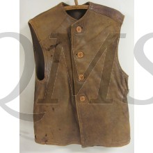 Leather Jerkin no 2 (Mouwloos leren vest no 2)