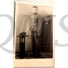 Foto studioportret 1928 KNIL soldaat 