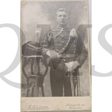 Foto Huzaar studioportret 1905 Deventer