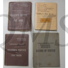 WW2 Regina Rifles 2 x soldiers and service pabook, paybook and Officers record of service 