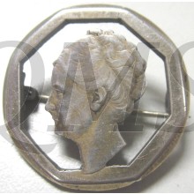 Zilveren broche, uitgezaagde gulden 1940
