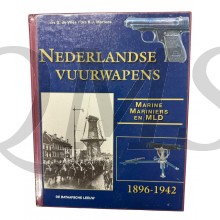 Book - Nederlandse vuurwapens Marine, Mariniers en Marineluchtvaartdienst 1896-1942