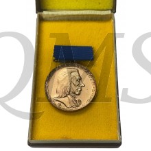 DDR - Pestalozzi-Medaille für treue Dienste (boxed) 