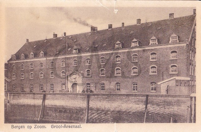 Prent briefkaart 1939 Bergen op Zoom, Groot Arsenaal