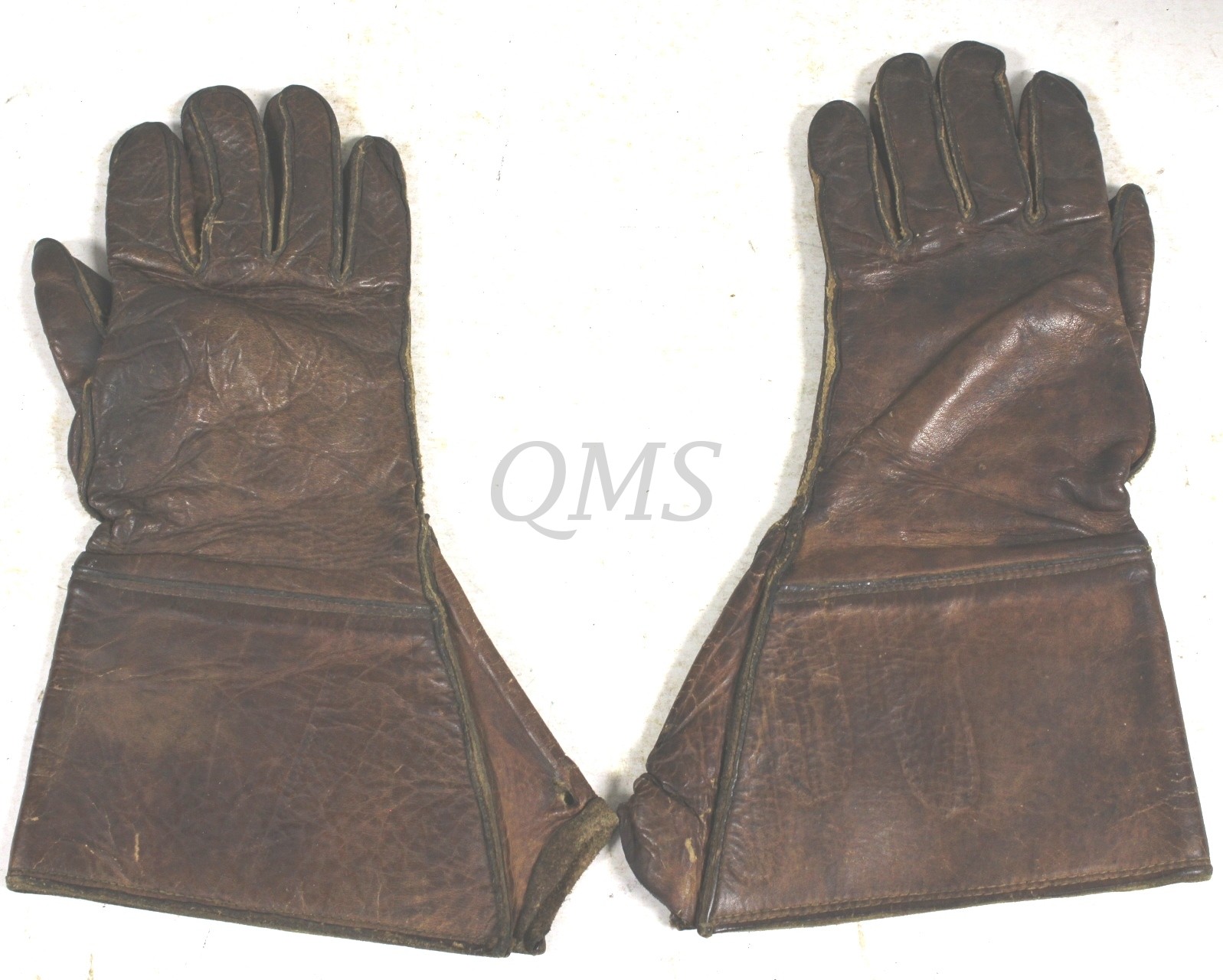 Dispatch rider gloves