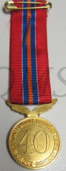 Medaille voor het 40-jarig lidmaatschap van de Bond van Nederlandse Militaire ...