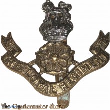 Cap badge the Loyal Regiment 