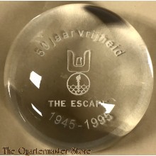 Tafel ornament/Briefverzwaarder 50 jaar vrijheid, the Escape 1945-1995