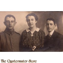 Photo Studioportret NCO with siblings 1914