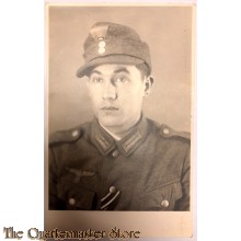 Studio portret WH soldier with M43 cap 