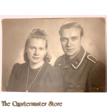 Studio portret LW NCO with fiancee