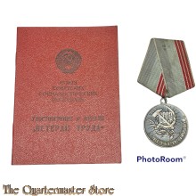 Russia - Medal "Veteran of Labour" (Russian: медаль «Ветеран труда»)with booklet 1974-1991