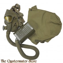 US Army M2A1 Service Gas Mask with bag