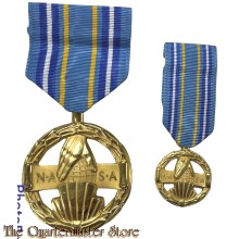 NASA Exceptional Technology Achievement Medal (ETAM) with miniature