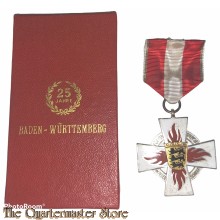 Germany - Feuerwehr Ehrenzeichen, Silber 25 Jahre, boxed (25 years Faithfull service Firedepartment)  Baden Wurttemberg (boxed)