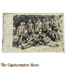 Feld Postkarte 1914-18 Photo Group 14 German soldiers posing