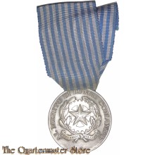 Italy - Medal Al Merito di Lungo Comando Nella Guardia di  Finanza