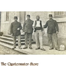 Postcard - 1914-18 French depot  soldiers drinking wine 