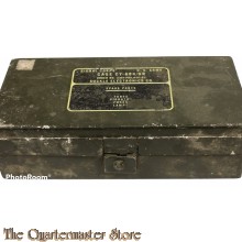 Case Signal Corps radio military tube  CY-684 GR