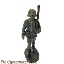 Wehrmacht Soldat mit karabiner1940 (Wehrmacht soldier with carbine Elastoline style)