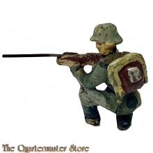 Wehrmacht knielende schietende soldaat ELASTOLIN style  (German soldier kneeling/shooting WW2)