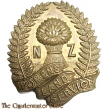 Cap badge New Zealand Women's Land service 