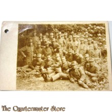 Foto groep ned militairen 1914-18 voor bomengroep