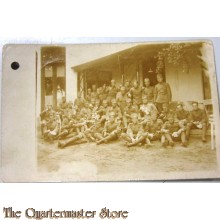 Foto groep ned militairen 1914-18 voor gebouw