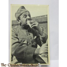 Prent briefkaart mobilisatie 1940 etende soldaat